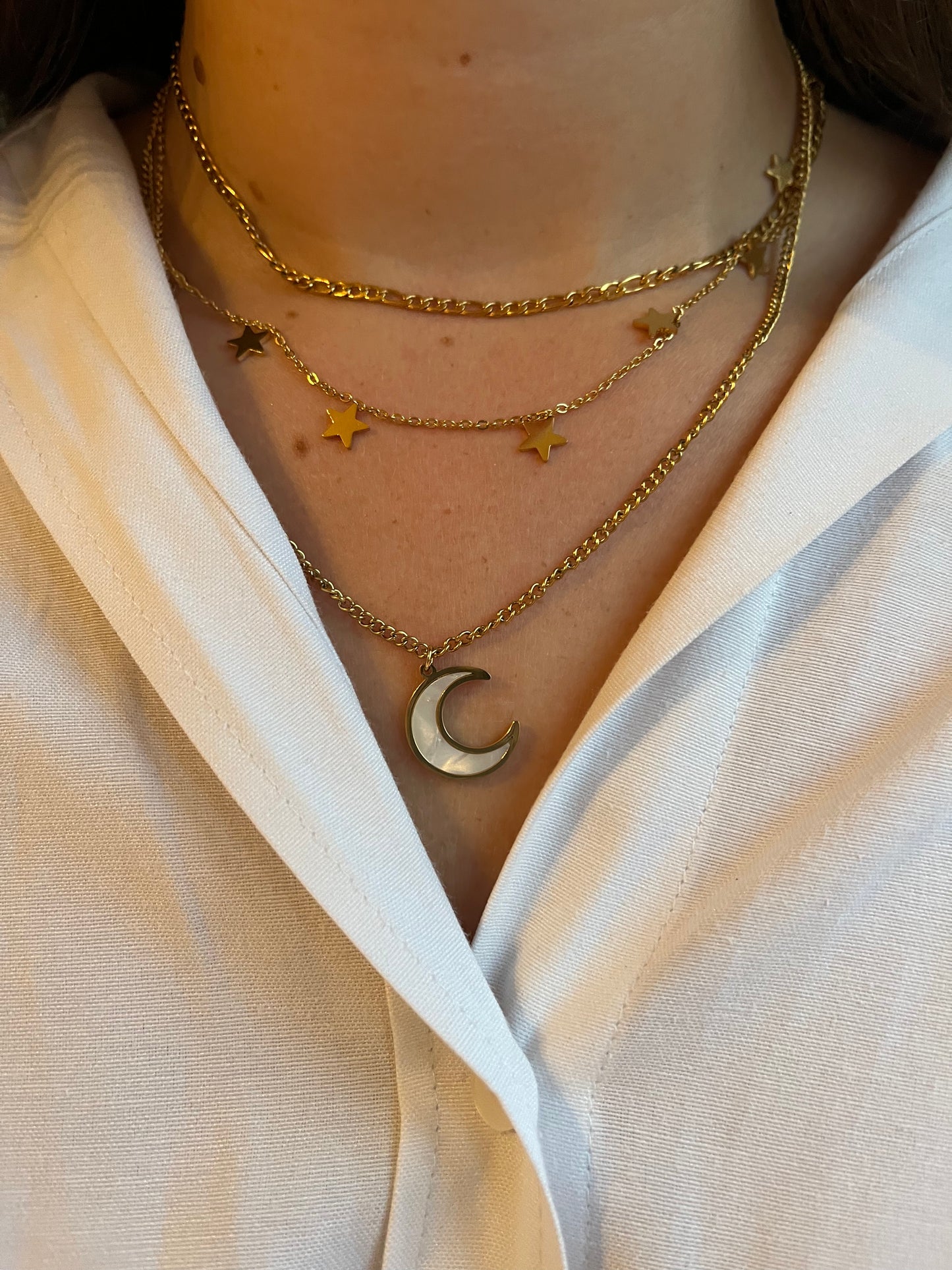 MOON NECKLACE