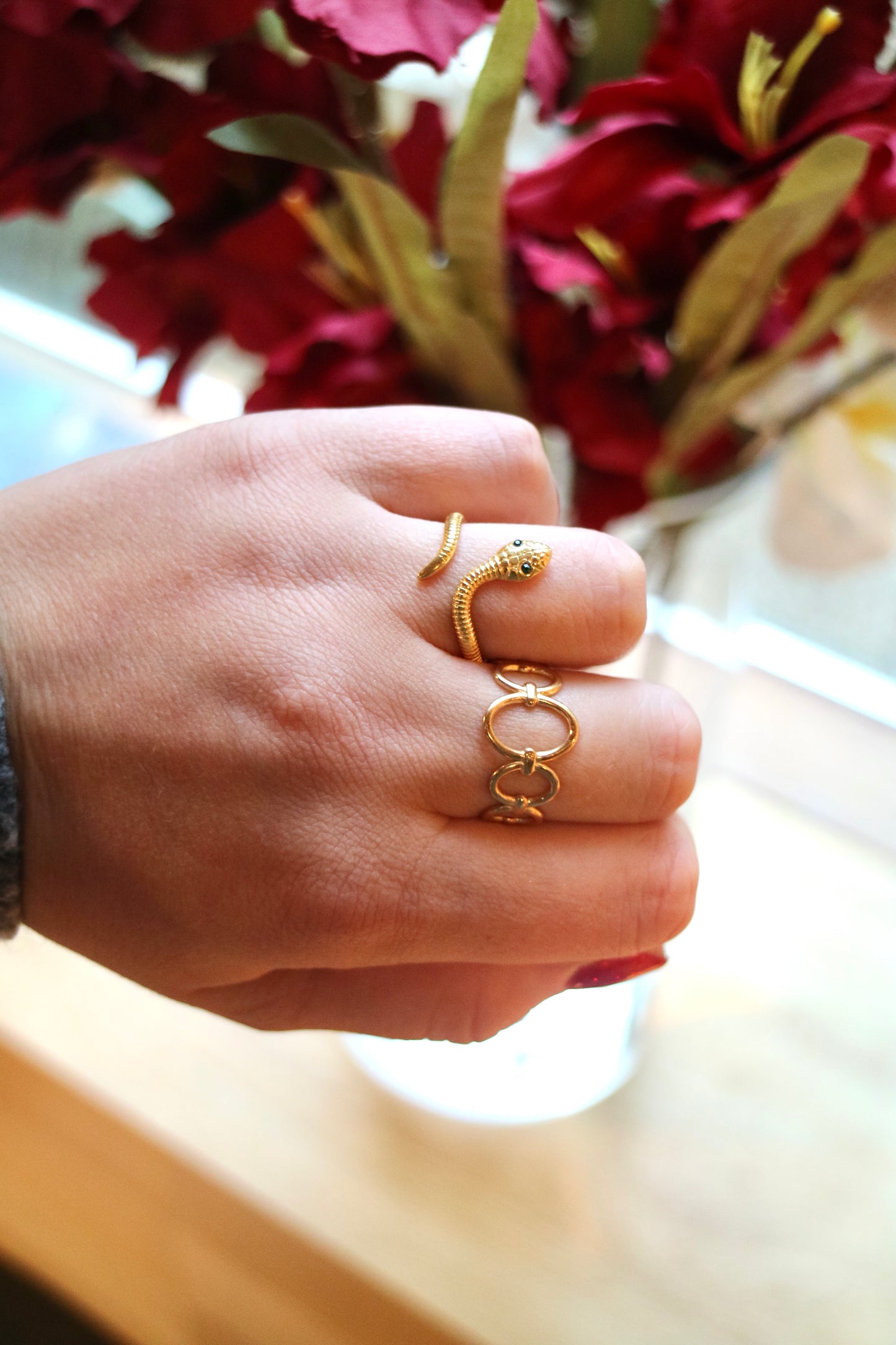 CIRCLE RING