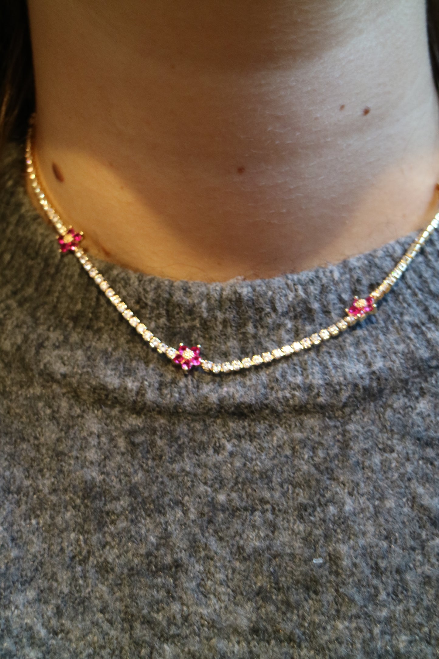 DIAMOND FLOWER NECKLACE