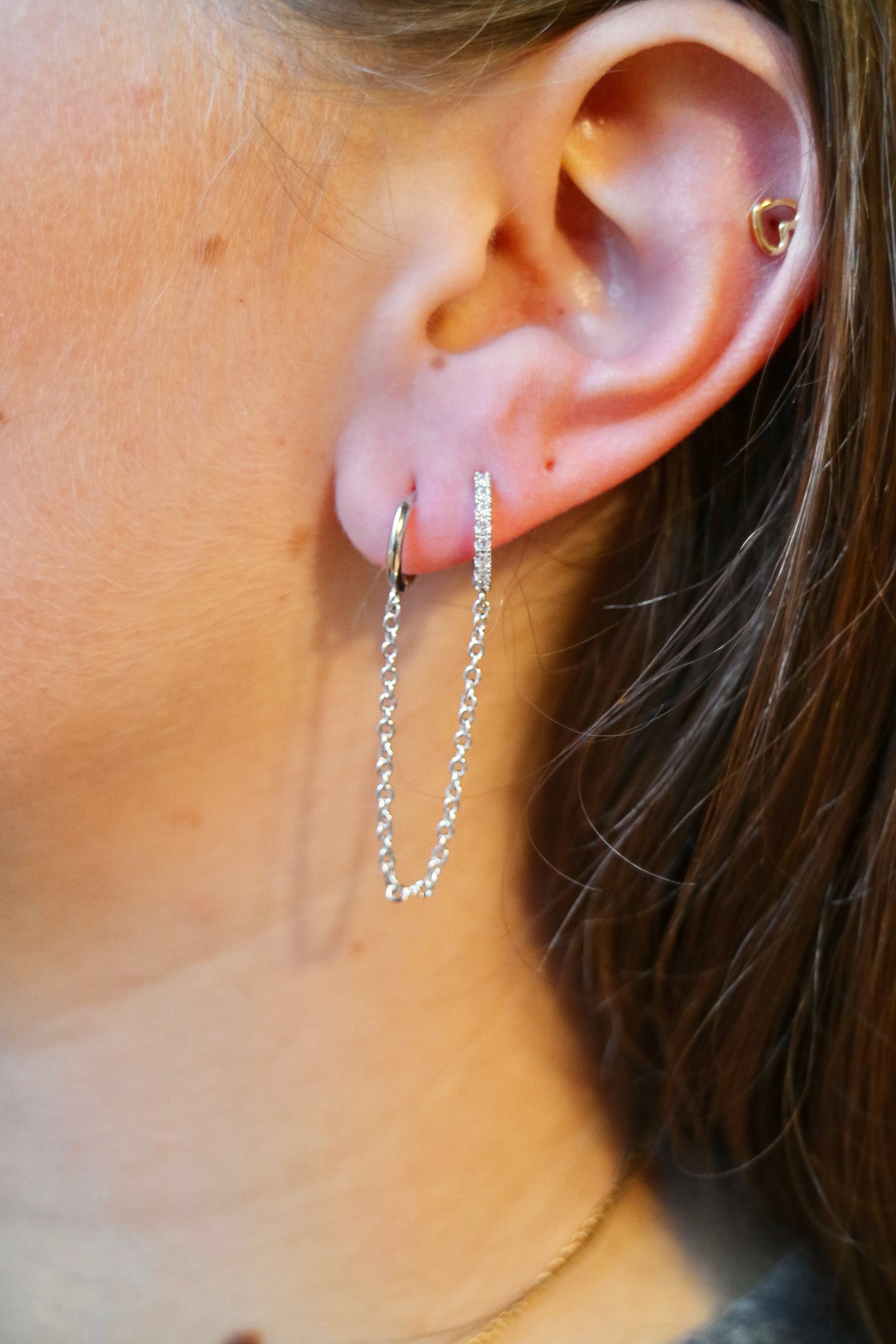 DOUBLE HOOP