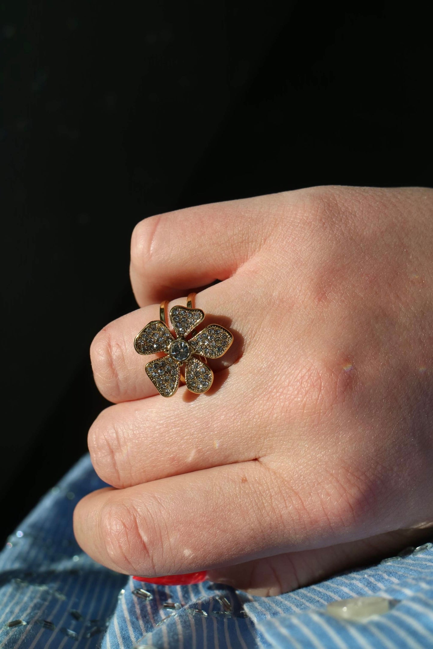 OLIVIA RING