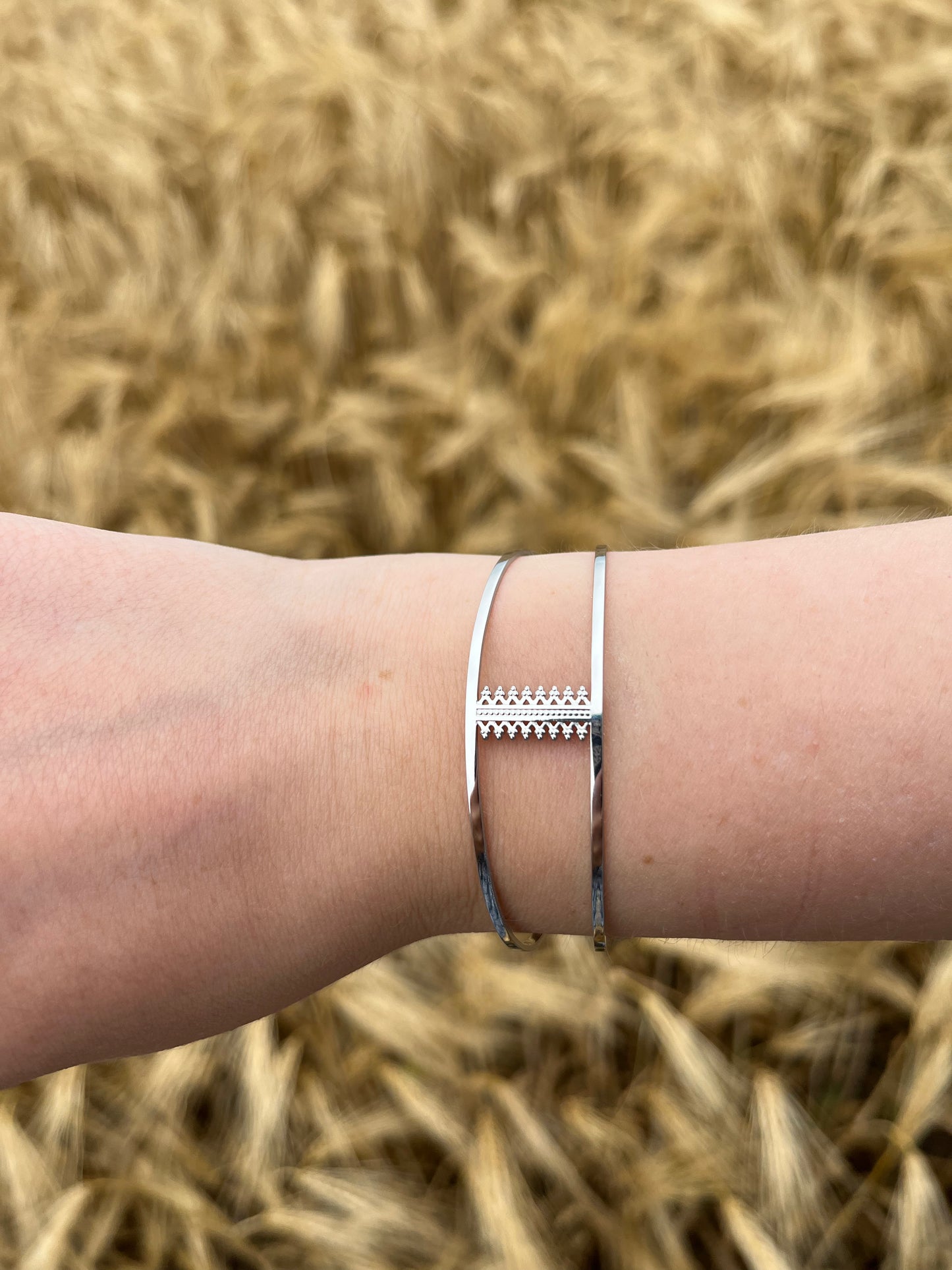 OLIVIA BRACELET