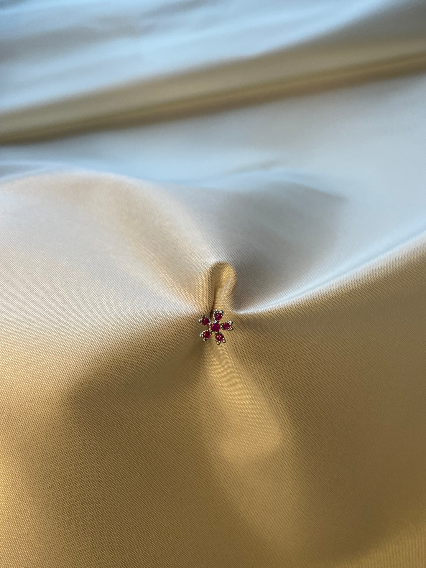 HAZEL EARRING
