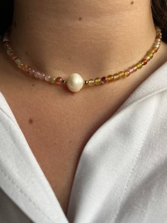OLIVE NECKLACE