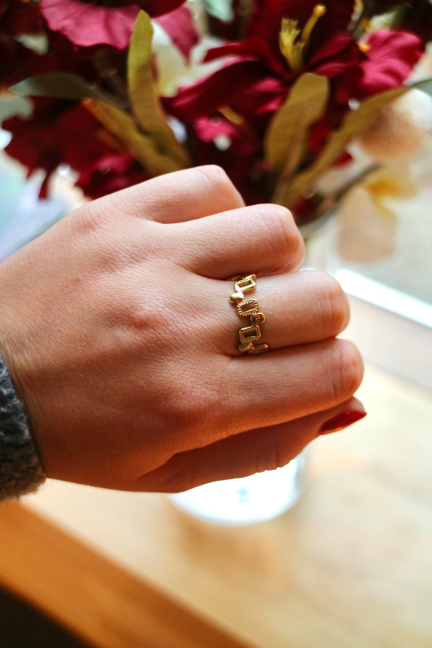 SQUARE RING
