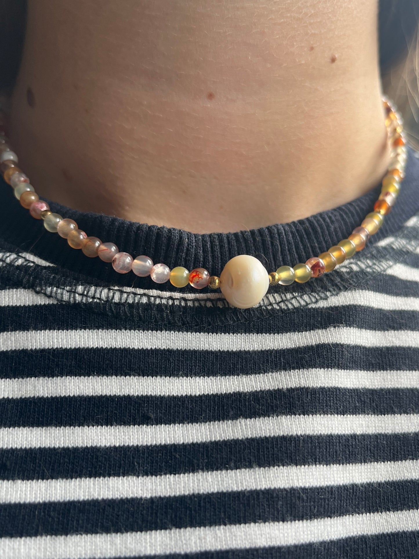 OLIVE NECKLACE