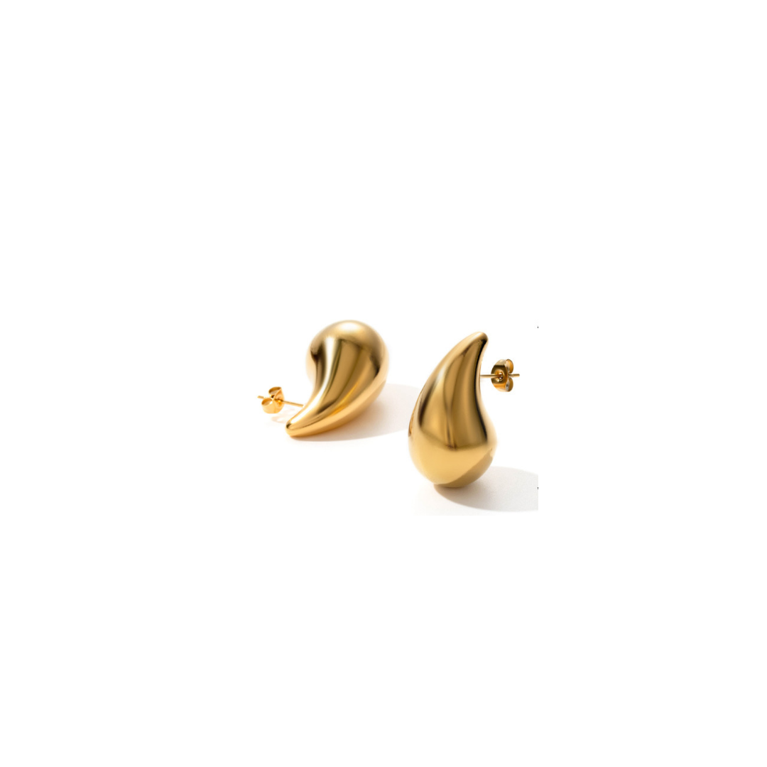 STATEMENT EARRINGS