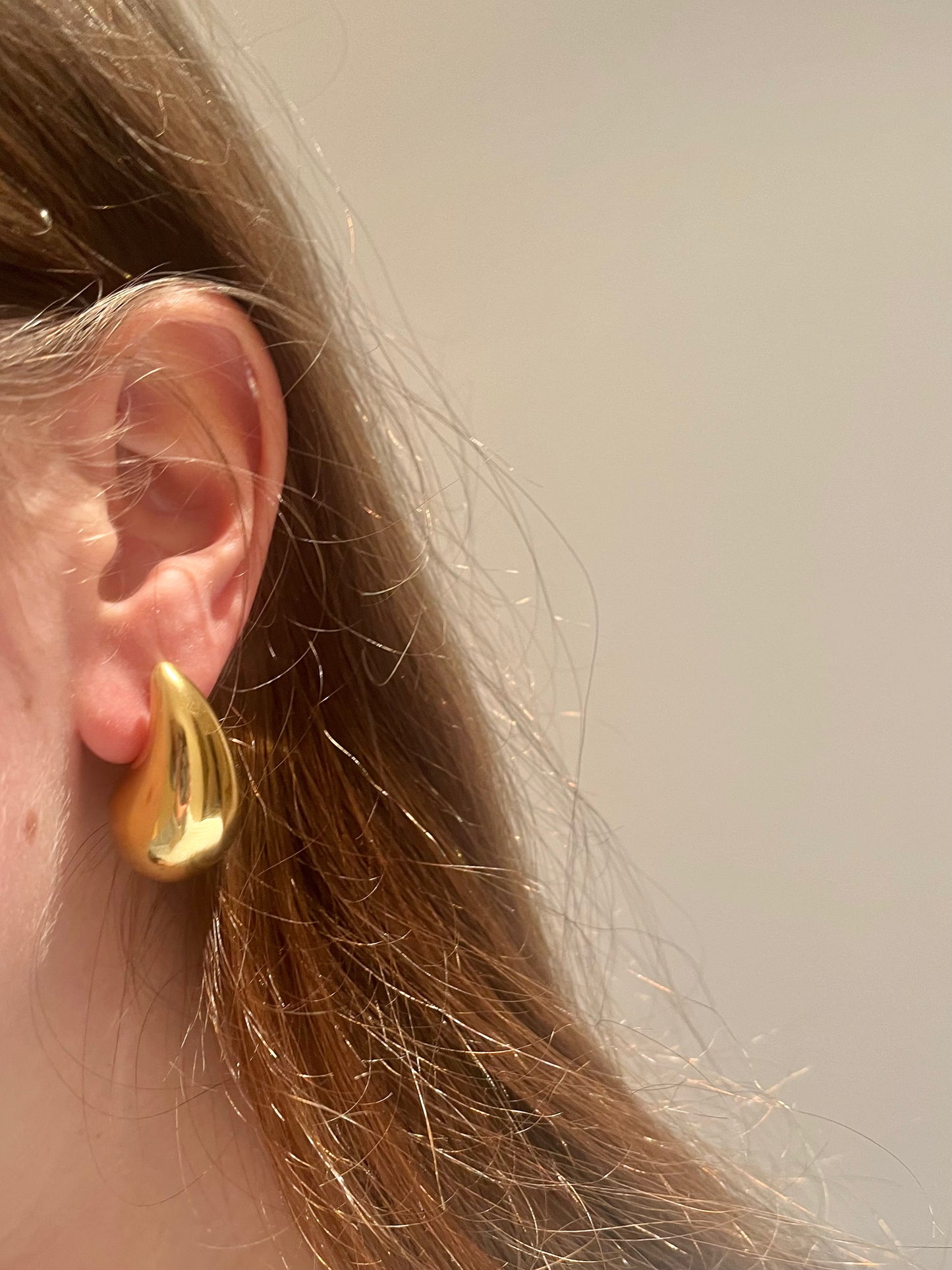 STATEMENT EARRINGS