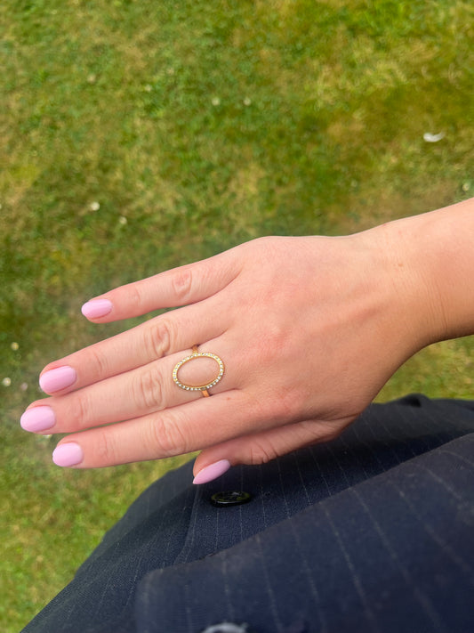 ROUND RING