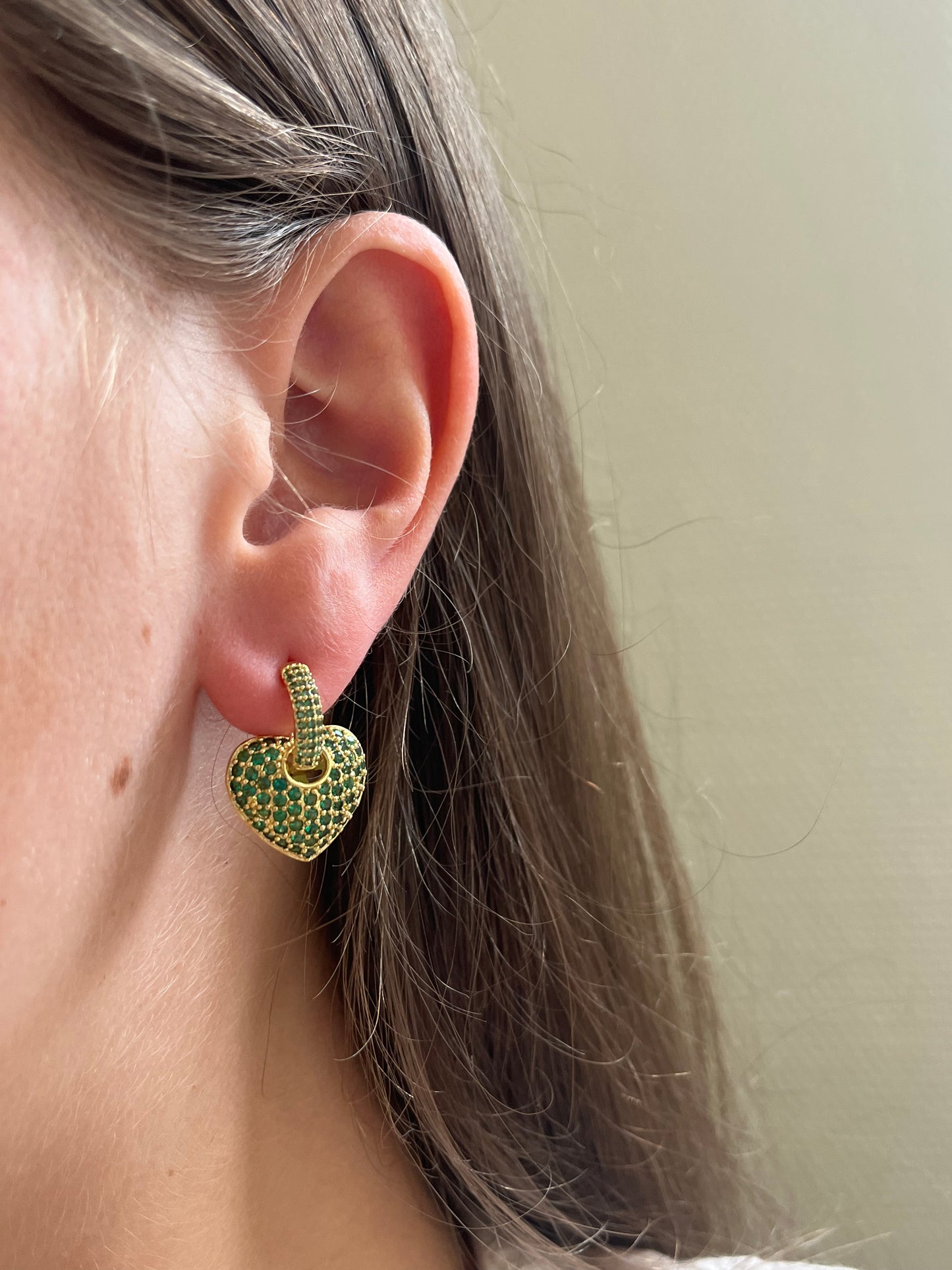 CHUNKY HEART EARRING
