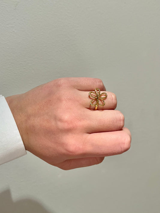 FUN FLOWER RING