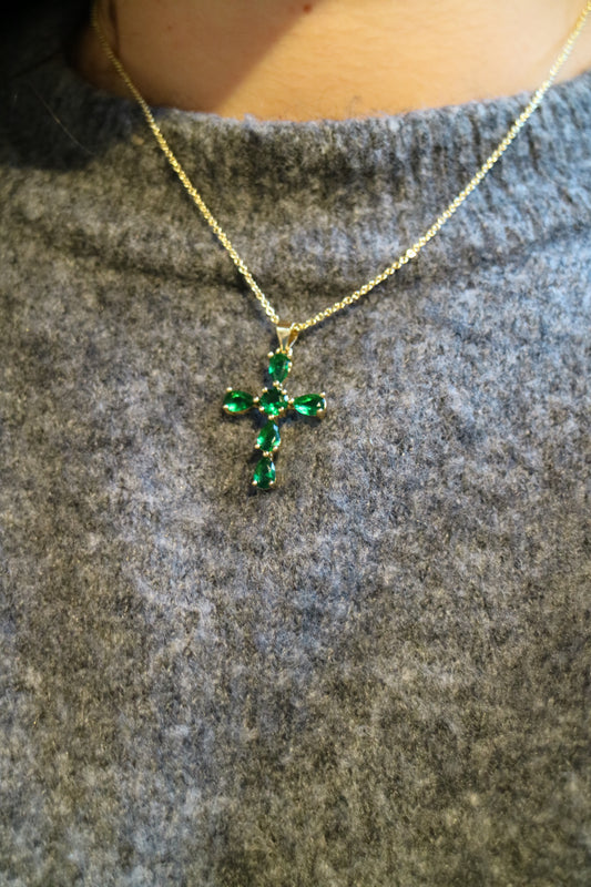 CROSS NECKLACE