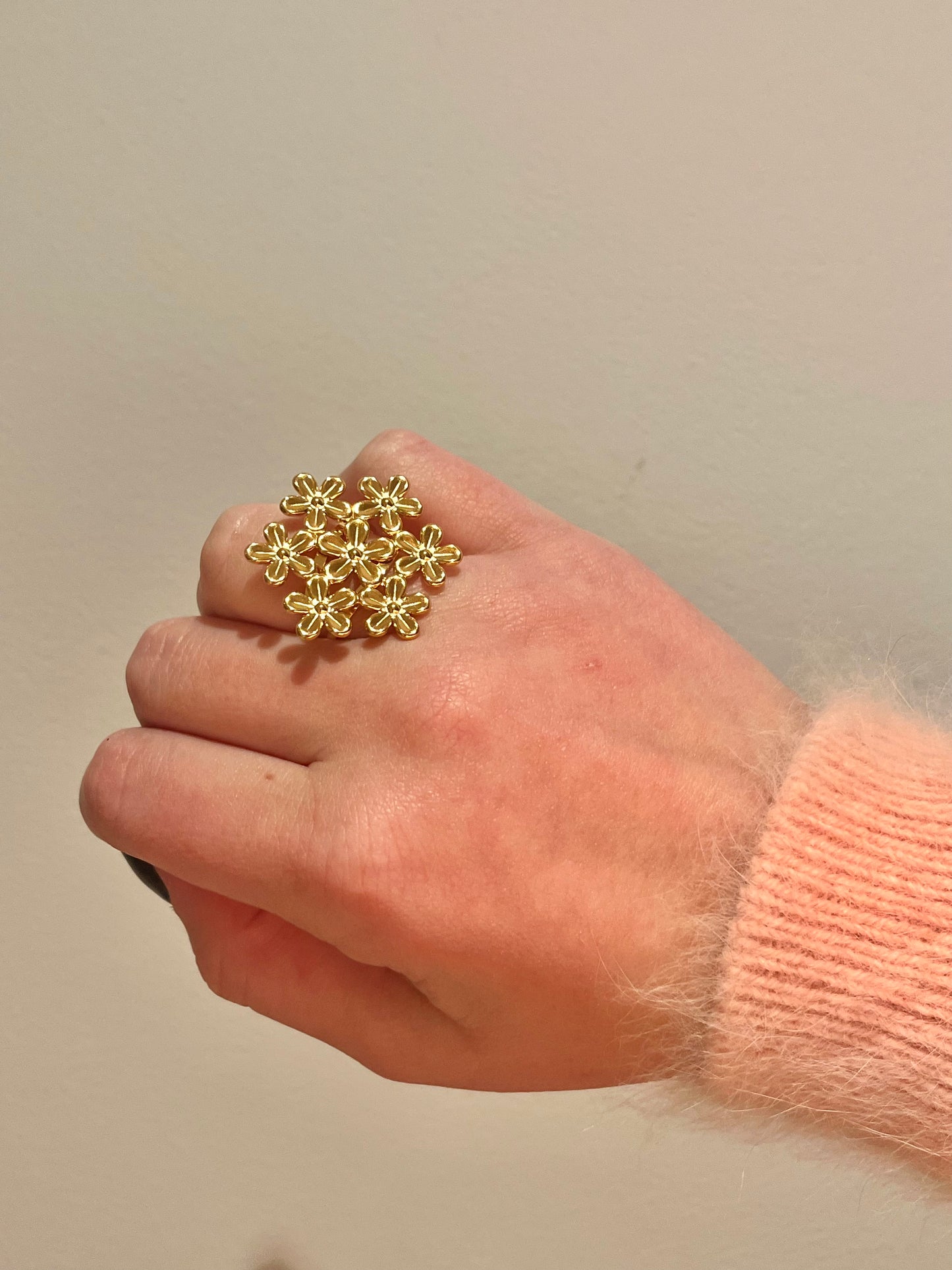 NONA RING