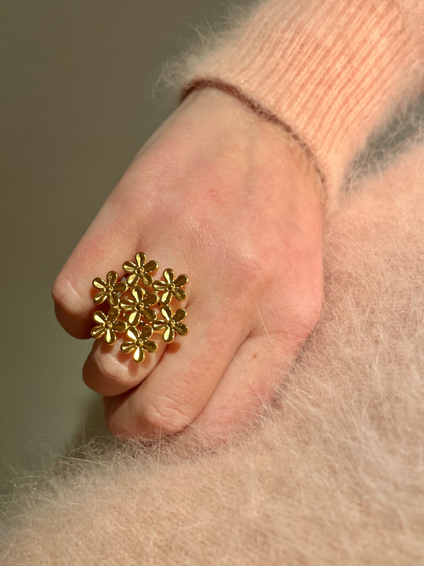 NONA RING