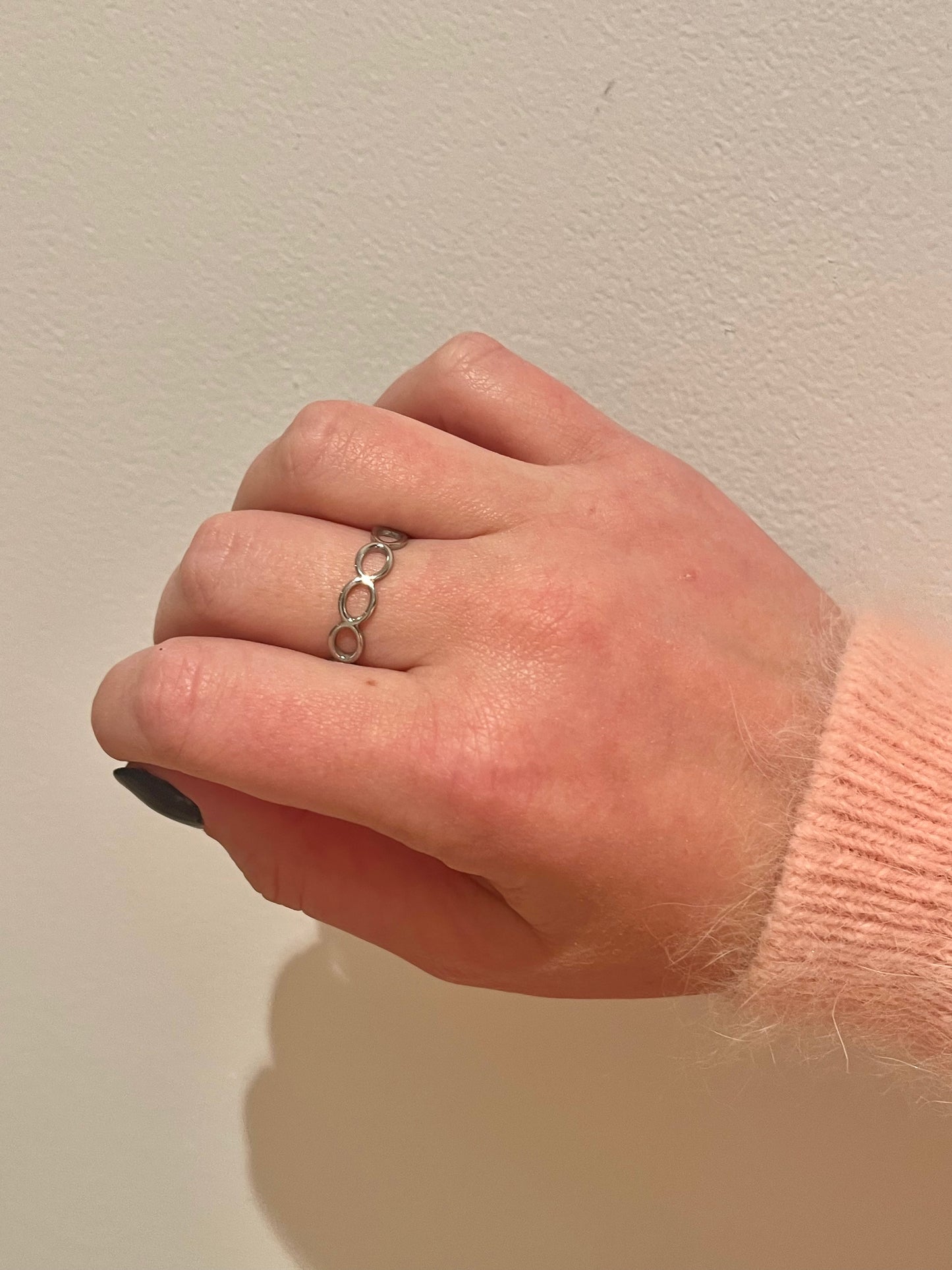 OVAL RING