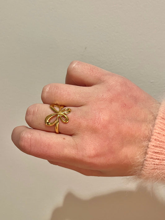 BUTTERFLY RING