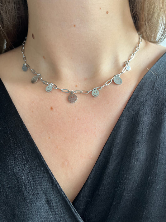 HAPPY NECKLACE
