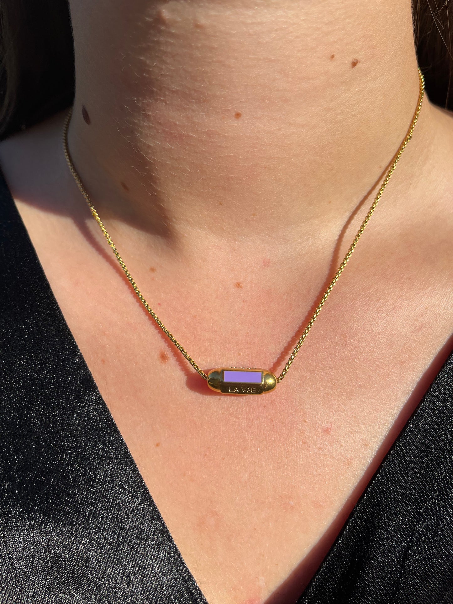 LA VIE AMOUR NECKLACE