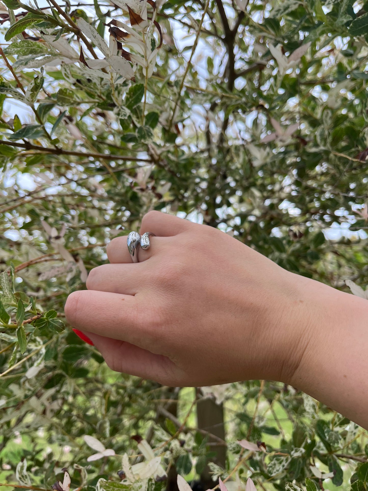 TRUST RING